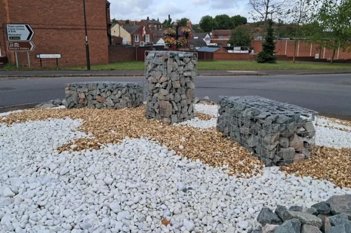 Swadlincote Roundabout Sparks Outcry: Modern Art or Traffic Folly?